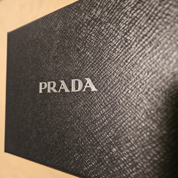 Prada Black Logo Box Jewelry Bracelet Necklace Gift Card Keychain Small Purse - Picture 6 of 9